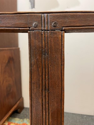 Lot 85 - A neoclassical beech settee
