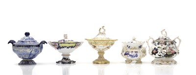 Lot 211 - A group of five porcelain sucriers