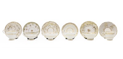 Lot 199 - A collection of twelve teacups and saucers