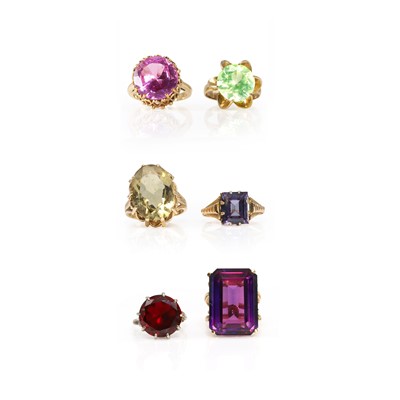Lot 345 - A group of six large single stone rings