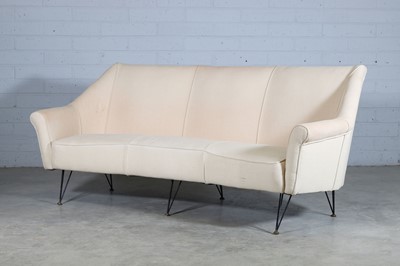 Lot 734 - A curved settee