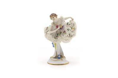 Lot 105 - A Volkstedt Rudolstadt porcelain figure