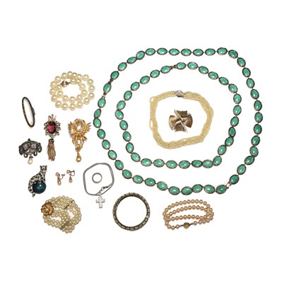 Lot 408 - A collection of silver and costume jewellery