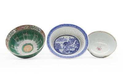 Lot 70 - A Chinese famille rose bowl