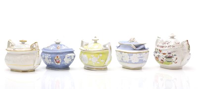 Lot 181 - A collection of five china sucriers