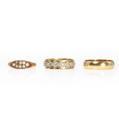 Lot 337 - A group of three rings