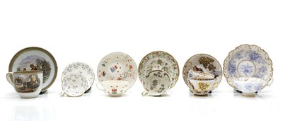Lot 173 - A collection of teacups and saucers
