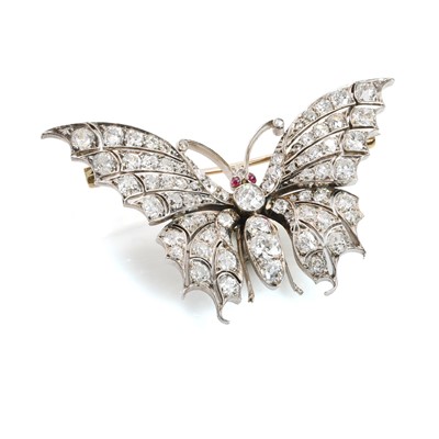 Lot 21 - A late Victorian diamond butterfly brooch