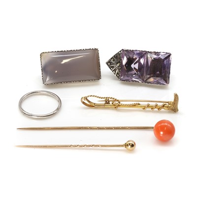 Lot 417 - A group of precious metal and costume jewellery