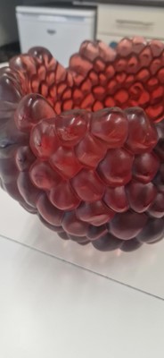 Lot 313 - A Lalique 'Coupe Framboise' glass bowl