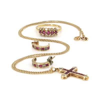 Lot 372 - A group of ruby set jewellery