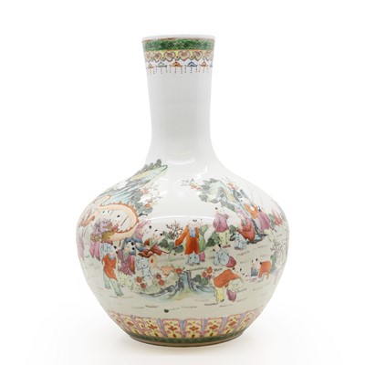 Lot 72 - A Chinese famille rose vase