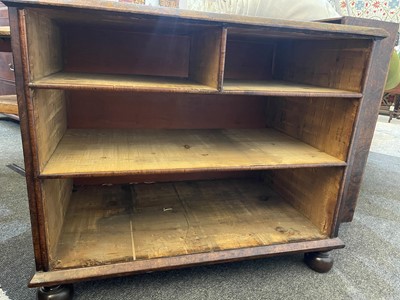 Lot 4 - A William and Mary walnut chest of drawers