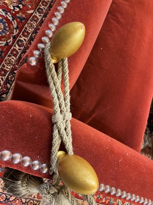 Lot 11 - A pair of Knole sofas