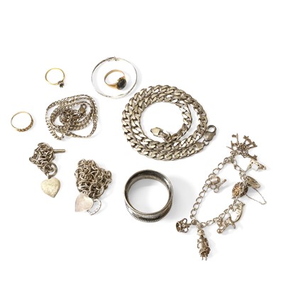 Lot 412 - A collection of gold and silver jewellery