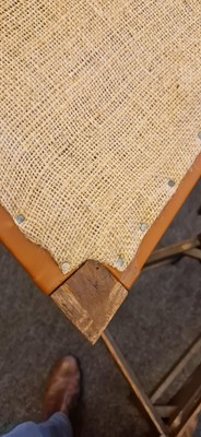 Lot 52 - An Arts and Crafts oak hall chair