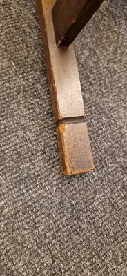 Lot 52 - An Arts and Crafts oak hall chair