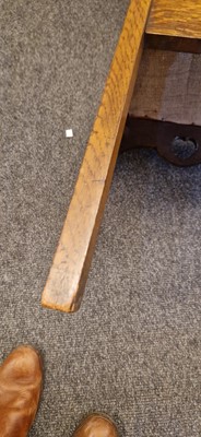 Lot 52 - An Arts and Crafts oak hall chair