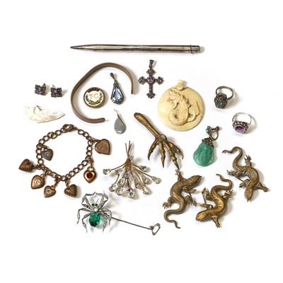 Lot 366 - A group of silver and costume jewellery