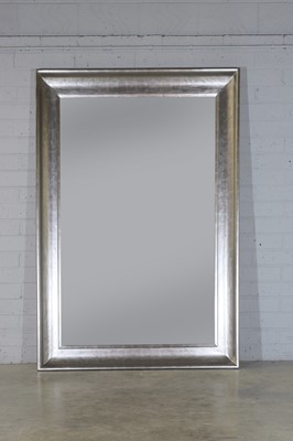 Lot 436 - A bevelled wall mirror