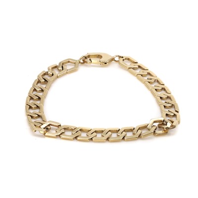 Lot 439 - A 9ct gold link bracelet
