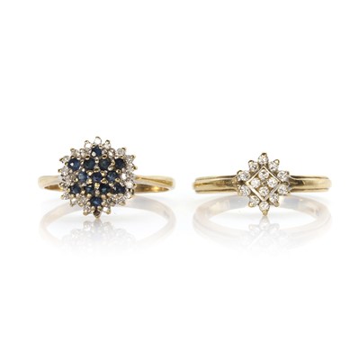 Lot 261 - A 9ct gold target cluster ring and a diamond square cluster ring