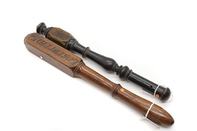 Lot 609 - A late Regency 'Baluster' police truncheon