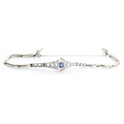 Lot 50 - A sapphire and diamond bracelet