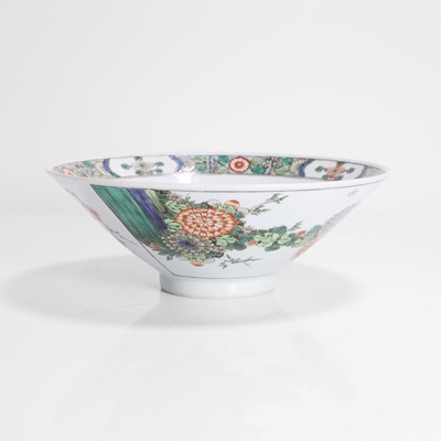 Lot 50 - A Chinese famille verte bowl