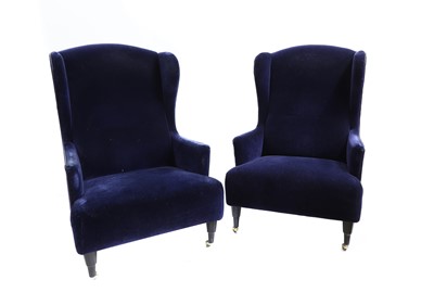 Lot 697 - A pair of 'Ambrosianeum' armchairs