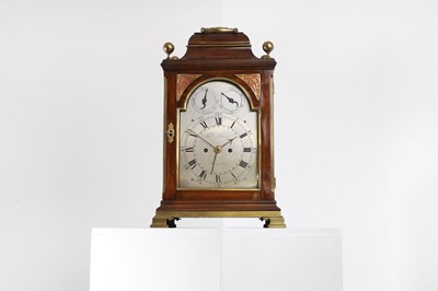 Lot 392 - A George III bracket clock