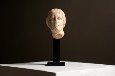 Lot 278 - A Greek Hellenistic marble head of Aphrodite