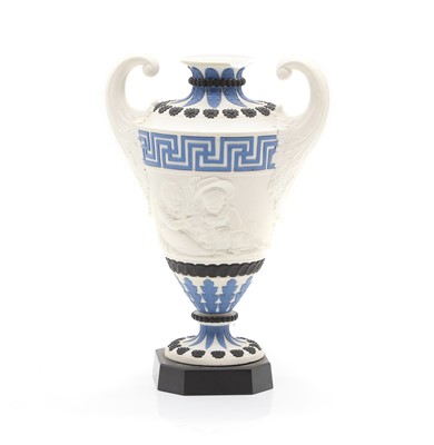 Lot 103 - A Turner Jasperware urn