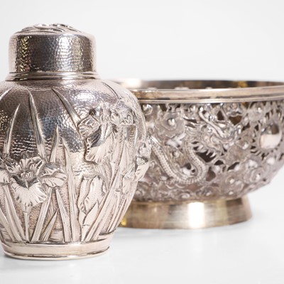 Lot 488 - A Japanese silver tea caddy