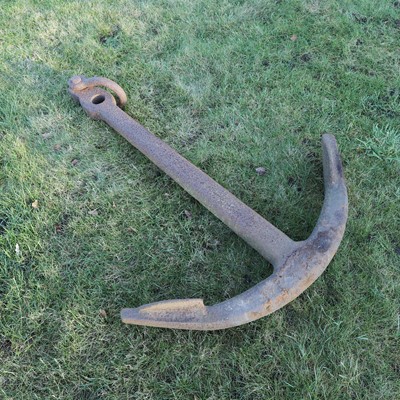Lot 461 - An iron anchor