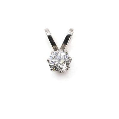 Lot 1113 - A diamond single stone pendant