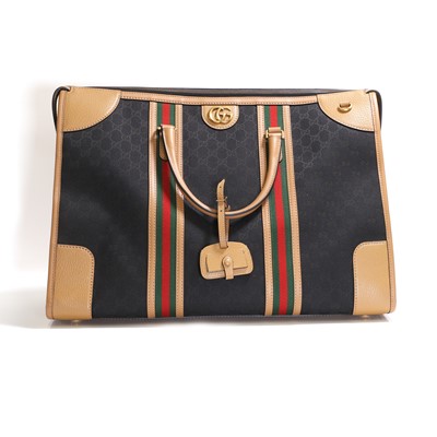 Lot 1541 - A Gucci large 'Bauletto' duffle bag