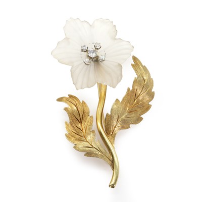 Lot 186 - A carved chalcedony and diamond flower brooch