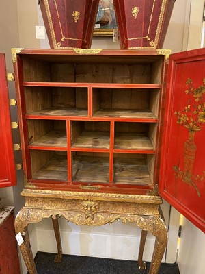 Lot 486 - An export red and gilt-lacquered cabinet