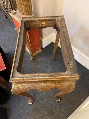 Lot 486 - An export red and gilt-lacquered cabinet