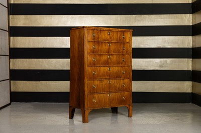 Lot 17 - A padouk semainier