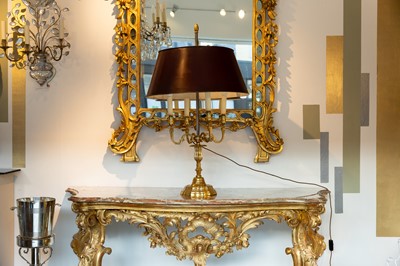 Lot 393 - A polished brass bouillotte lamp