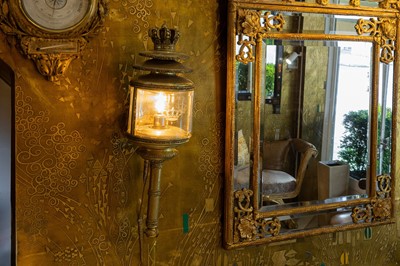 Lot 6 - A brass coaching lantern