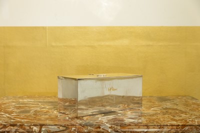 Lot 346 - A silver-plated picnic box