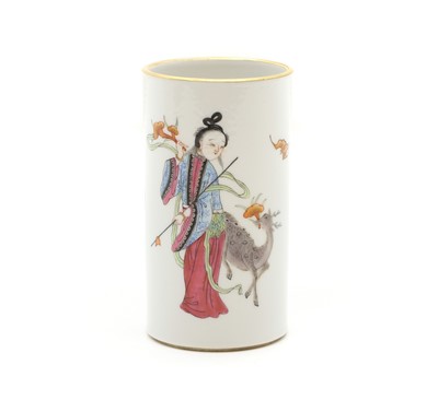 Lot 99 - A Chinese famille rose brush pot