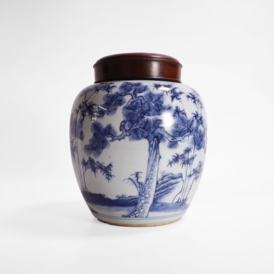 Lot 523 - A Chinese blue and white jar