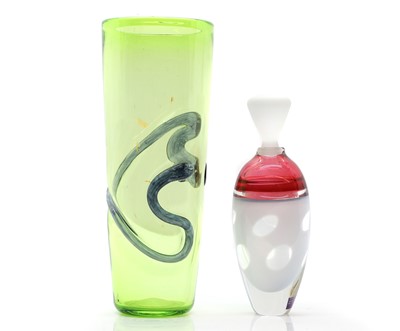 Lot 185 - Two Stuart Ackroyd studio glass items