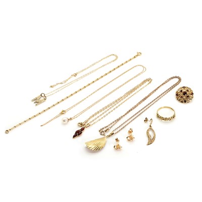 Lot 310 - A group of gold jewellery