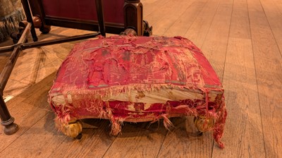 Lot 80 - A Victorian giltwood footstool