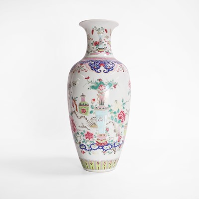 Lot 316 - A Chinese famille rose vase